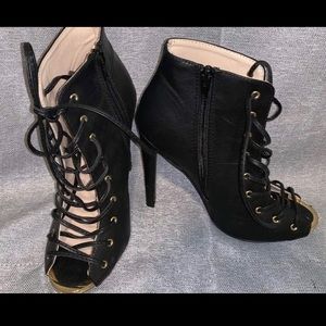 Heeled ankle boots